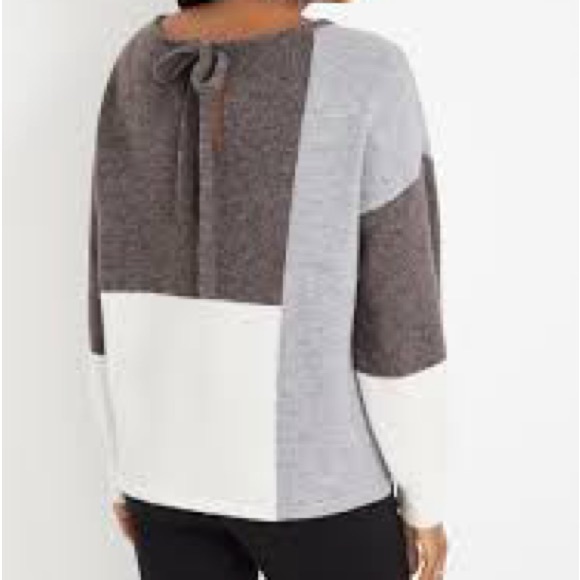 Maurice’s, gray/white color block sweater, tie back, cropped, size L - Picture 7 of 8